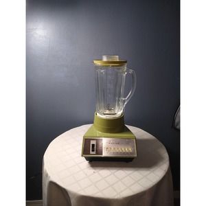 1970s Waring Avacado green solid state 14 speed blender 11-177